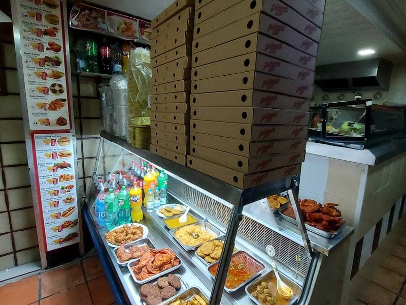 PIZZA HOT & BAR RESTAURANTE