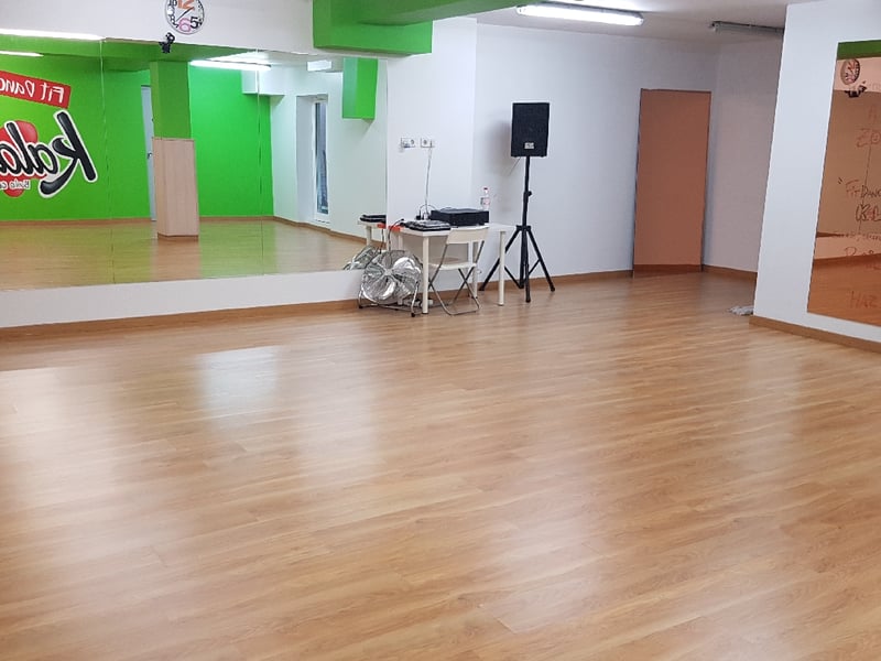 Kalal - Fit&Dance School (Escuela de baile / salsa bachata)