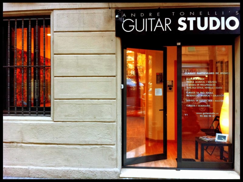 Andre Tonelli's Guitar Studio