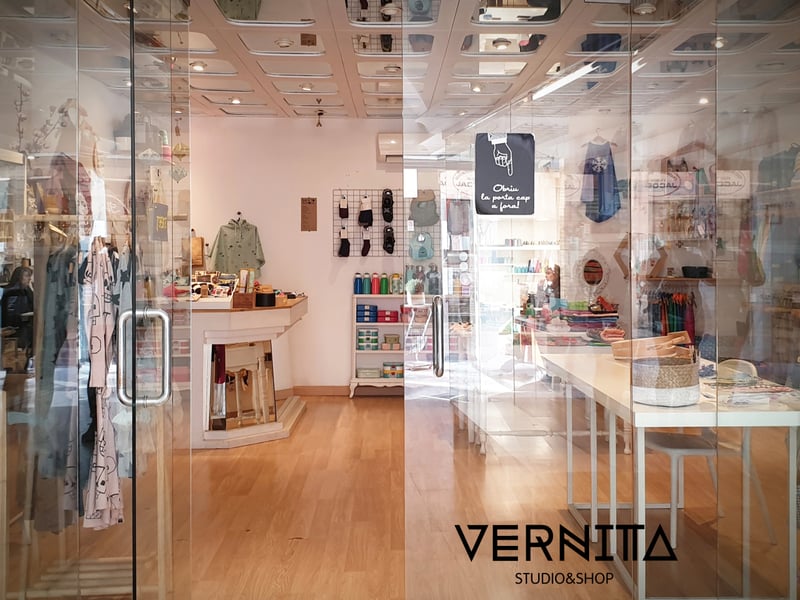 Vernita Studio&Shop