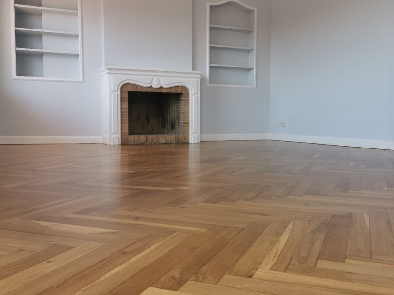 Pulido parquet Barcelona  Pulido y barnizado de parquet