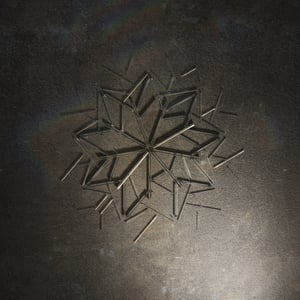crystalline work (arctic) 24.9.255.1 thumbnail
