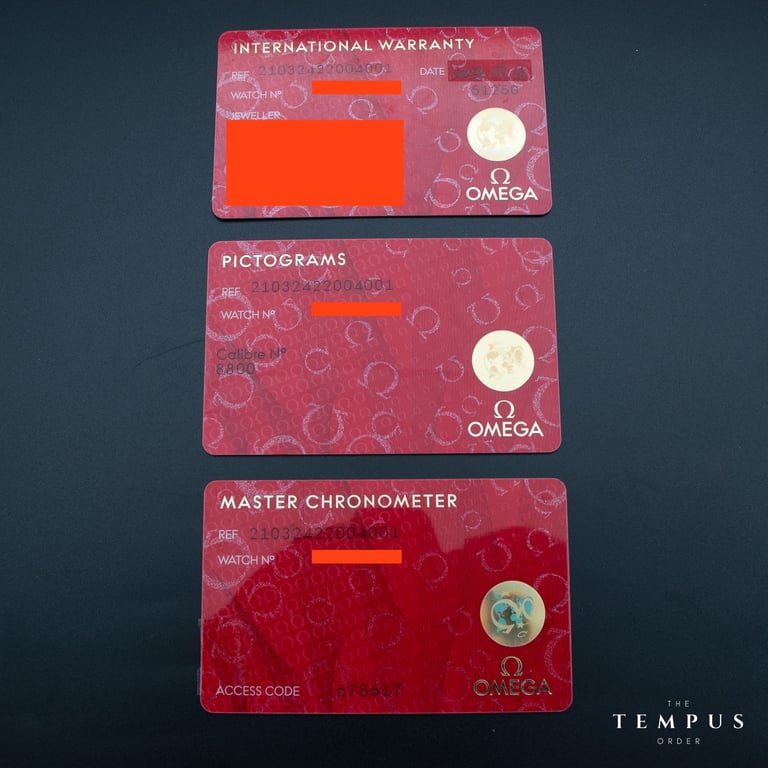 Omega Seamaster Diver 300M – 42mm White Ceramic Dial