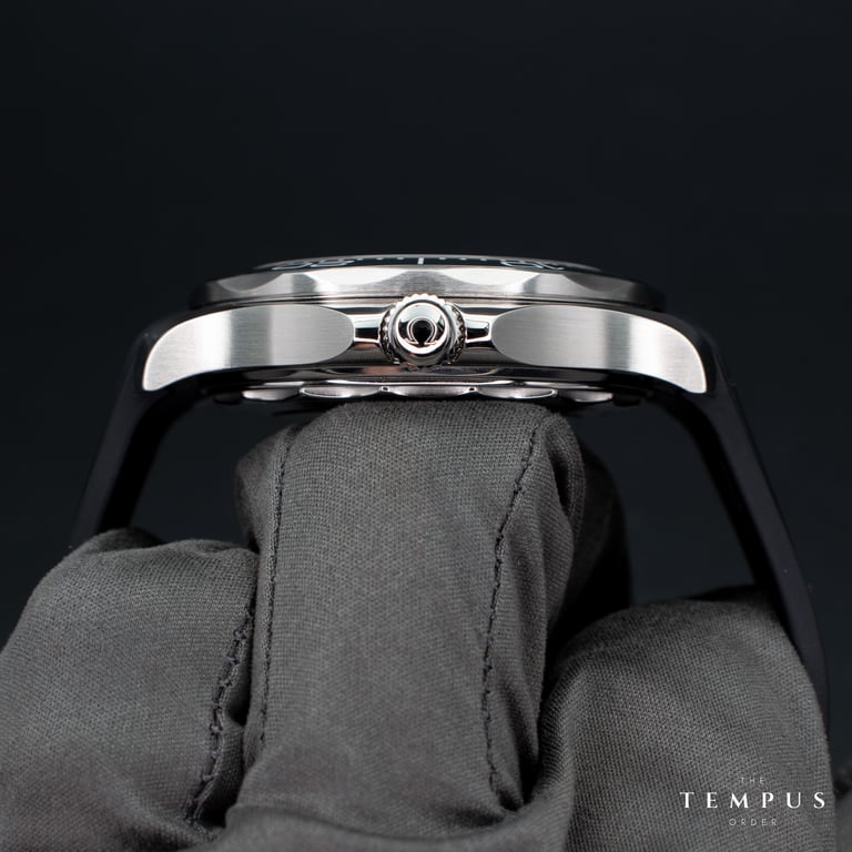 Omega Seamaster Diver 300M – 42mm White Ceramic Dial