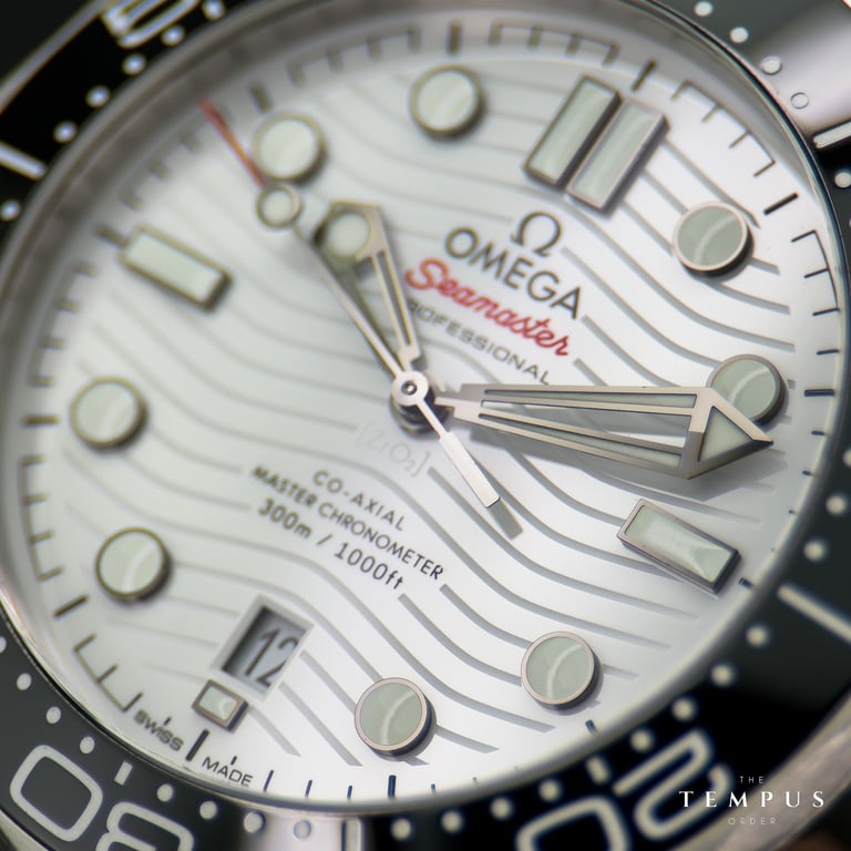 Omega Seamaster Diver 300M – 42mm White Ceramic Dial