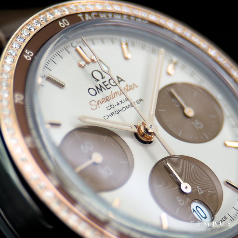 Omega Speedmaster 38 Cappuccino – 38mm Steel & Sedna Gold