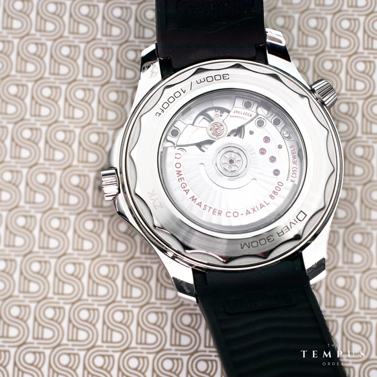 Omega Seamaster Diver 300M – 42mm White Ceramic Dial