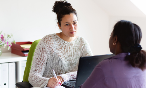 Assistant(e) de service social