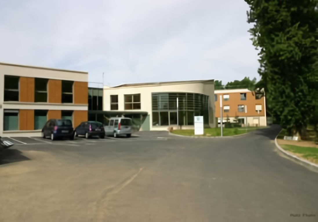 Le Centre Hospitalier de la Mauldre recrute des AIDES-SOIGNANT(E)S