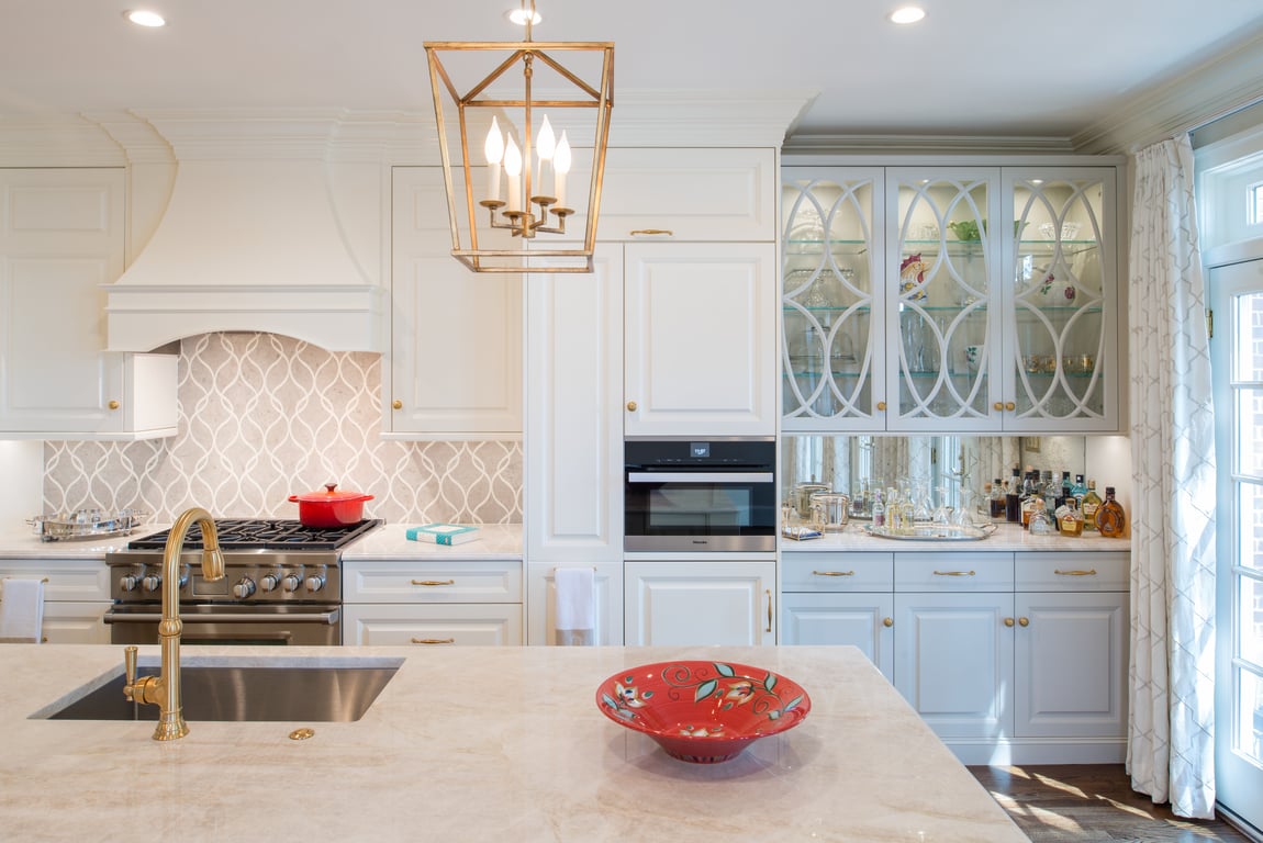 Traditional Kitchens by Jennifer Gilmer Kitchen & Bath Designs, the best kitchen remodeling in Chevy Chase, Maryland