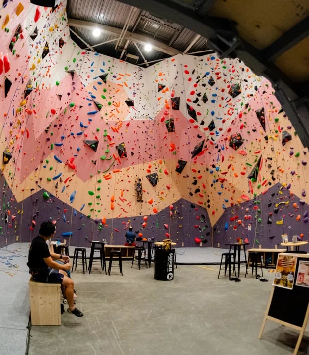 Salle Pink Peaks
