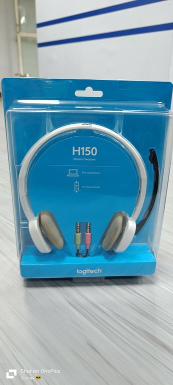 Logitech Headphones with Microphone C615