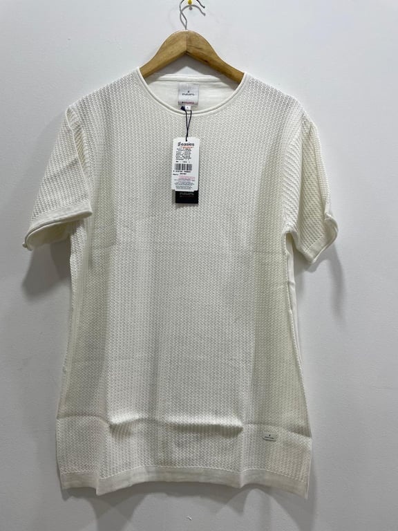 Easises Men T-shirt By Killer