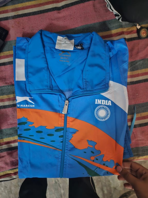 SHIV NARESH TRACkSUITS