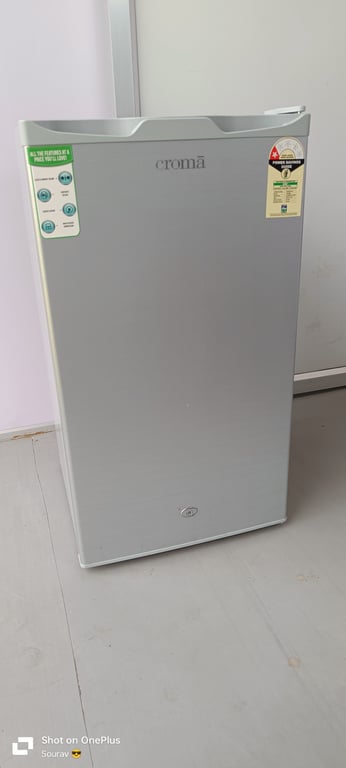 Croma 90lit Refrigerator