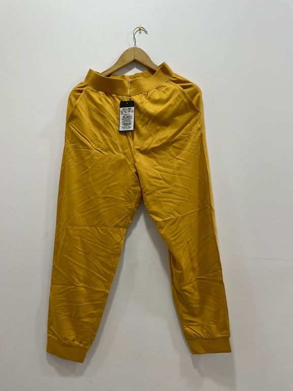 Femella Women Winter Bottom 