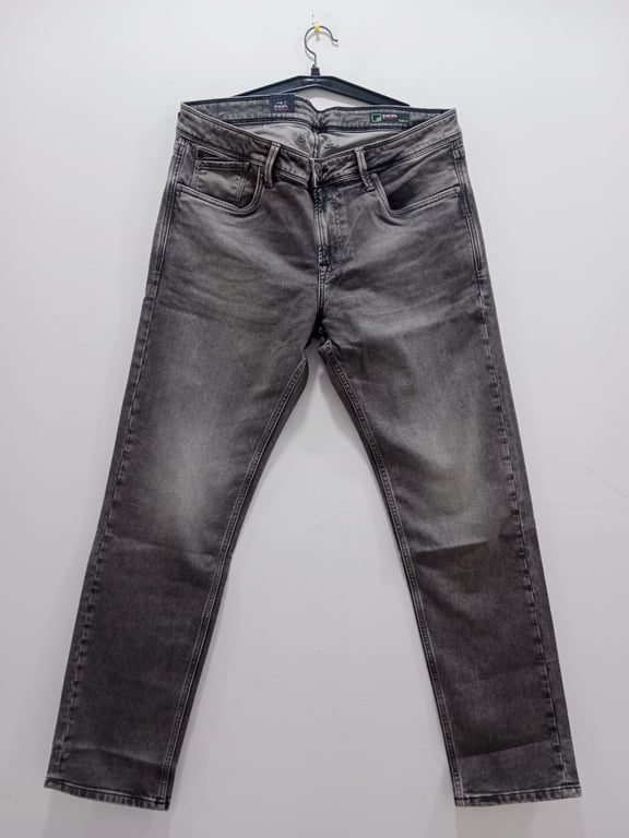 Easises Men Jeans By Killer