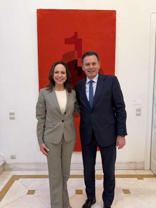 El primer ministro de Portugal recibe a María Corina Machado