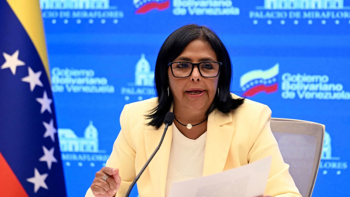 La Dictadura Interina