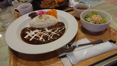 カレーハウス Uhkha （ウカ）