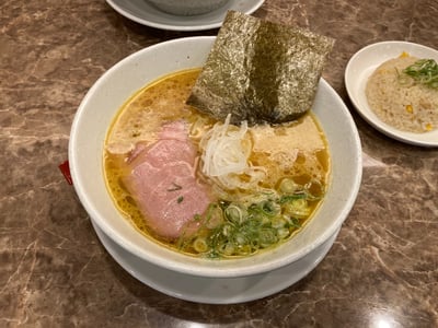 鶏そば専門店 らーめんえびす 総本家