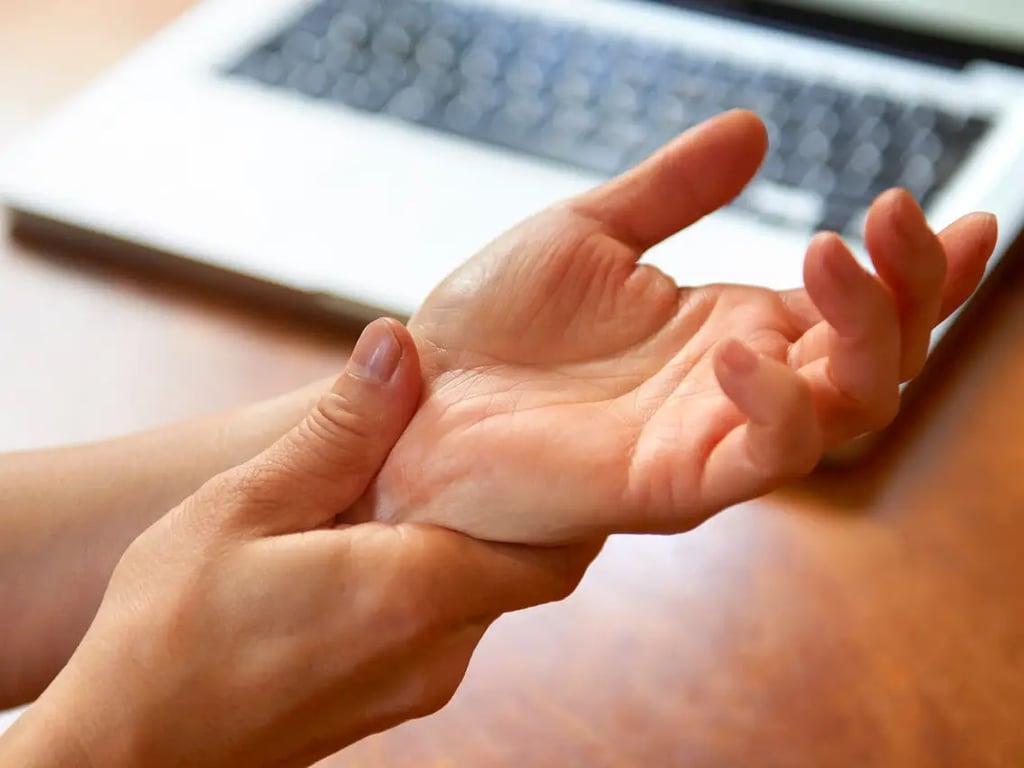 5 Ways to Get Rid of Tingling in Your Fingers