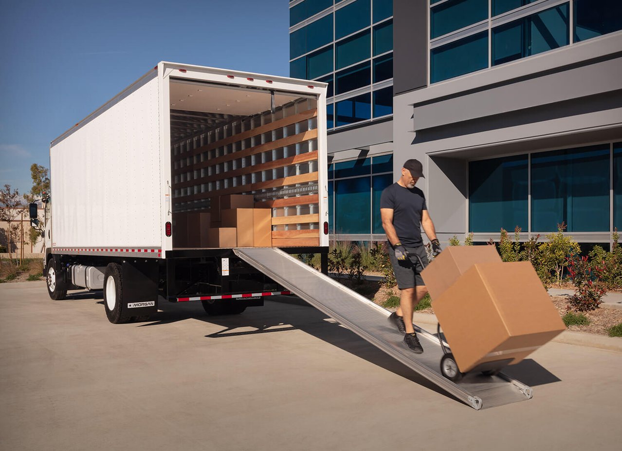 Dry Freight Gold Star - delivering with a walk ramp