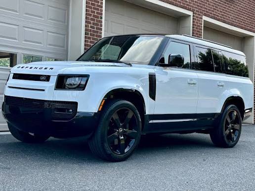 Rent Land Rover Defender V6 2023