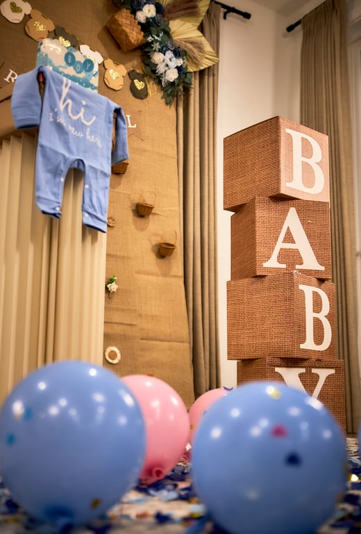 Elegant table setting and decorations at a baby shower