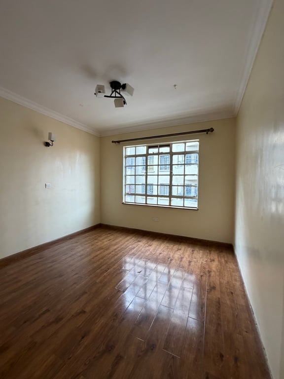 EXECUTIVE THREE BEDROOM PLUS A DSQ FOR SALE IN LAVINGTON