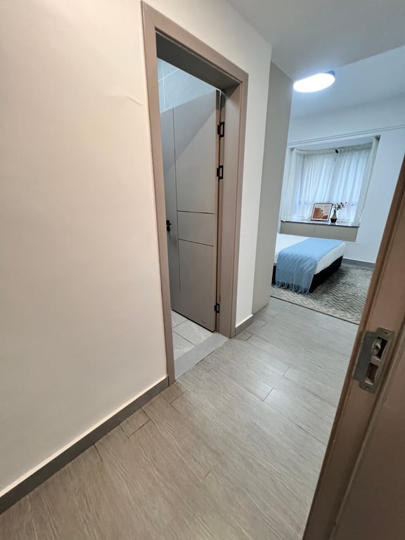 LUXURIOUS THREE BEDROOM APARTMENT PLUS STUDY FOR SALE