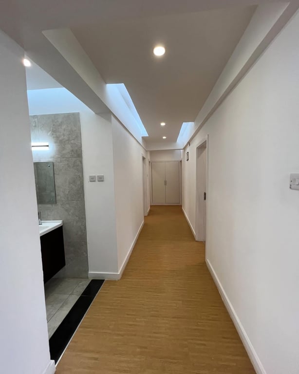LAVINGTON THREE BEDROOM APARTMENT FOR SALE