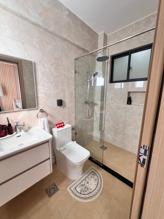 KILIMANI LUXURIOUS THREE BEDROOM PLUS A DSQ FOR SALE