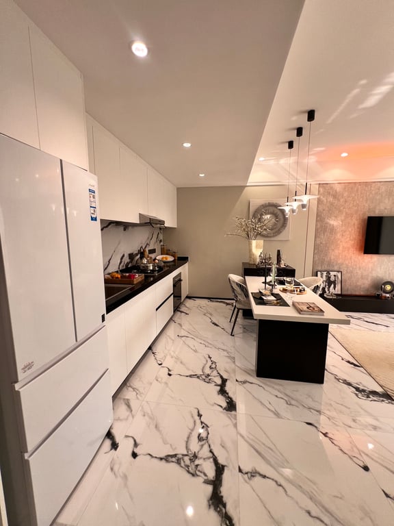 SPACIOUS ONE BEDROOM APARTMENT FOR SALE