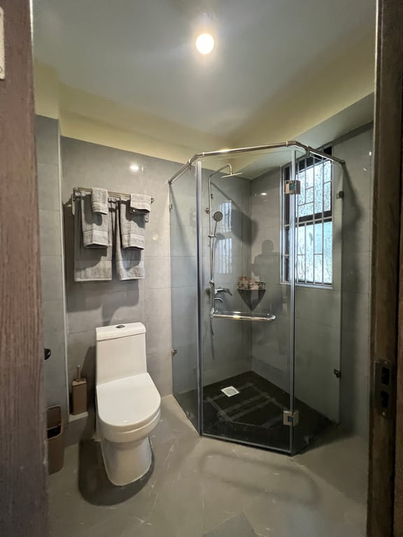 KILIMANI THREE BEDROOM READY FOR OCCUPATION FOR SALE