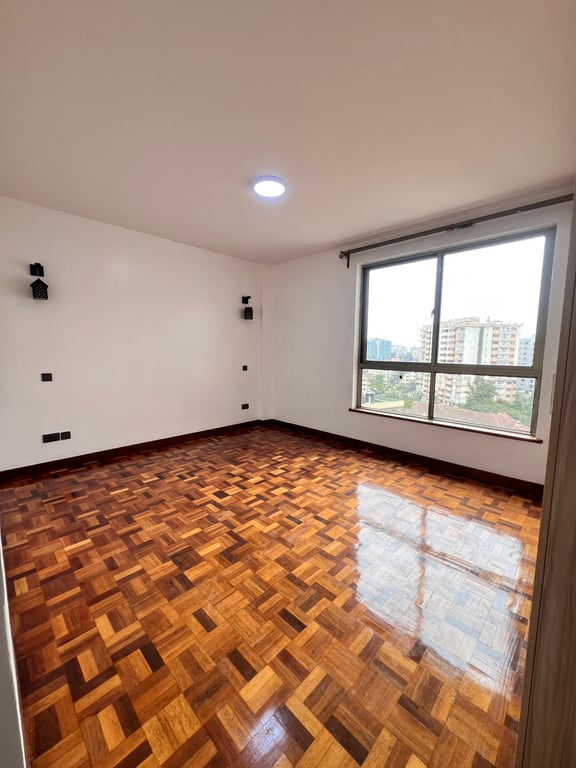 Kileleshwa three bedroom plus dsq to let