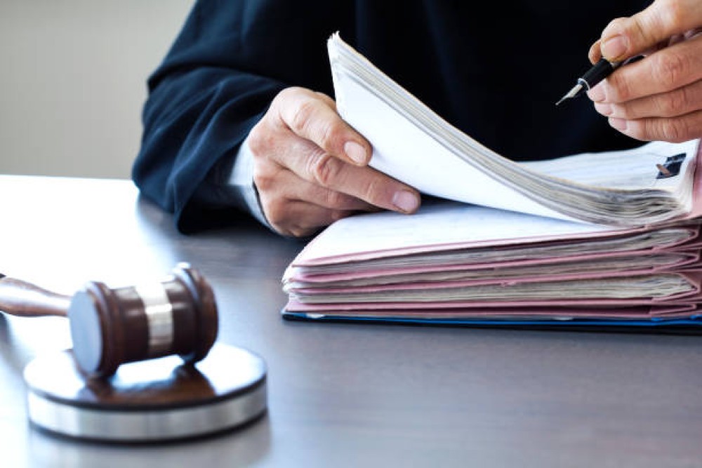 How to Spot a Weak Complaint Before the Defense Does