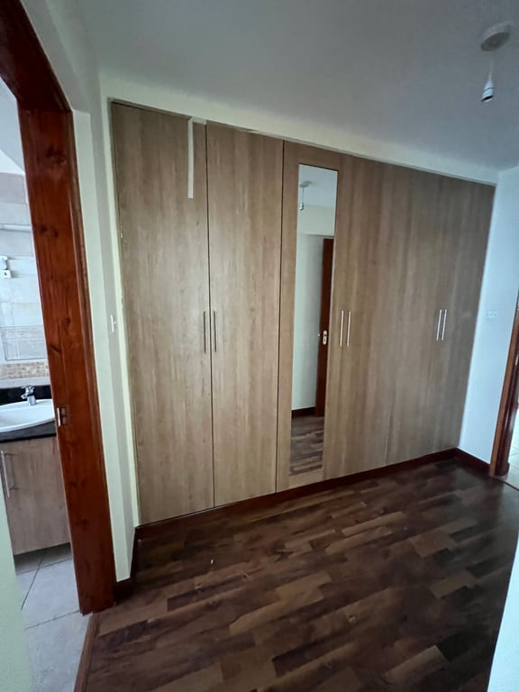 KILELESHWA READY THREE BEDROOM FOR SALE