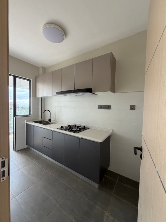LAVINGTON READY TWO BEDROOM APARTMENT FOR SALE