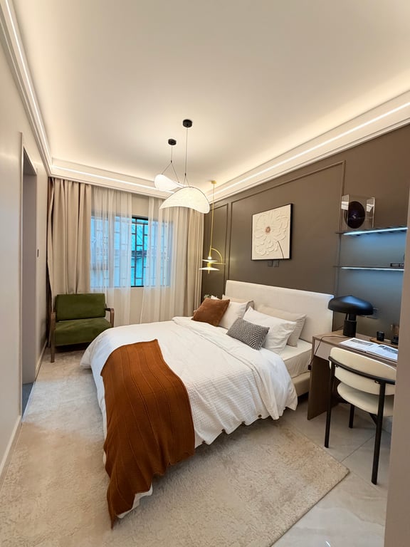 OAK WEST RESIDENCY THREE BEDROOM FOR SALE