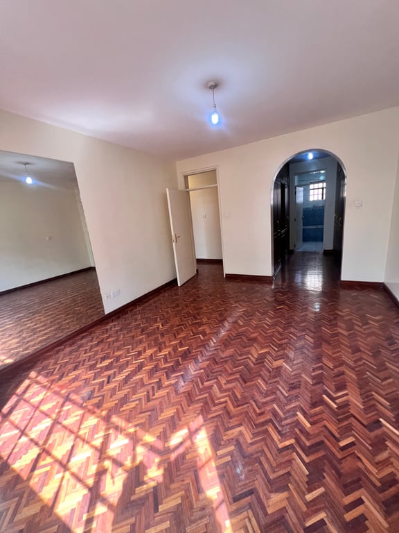 KILIMANI THREE BEDROOM PLUS A DSQ FOR RENT