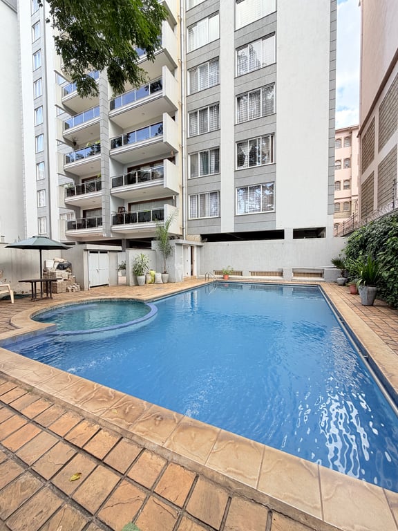 EXECUTIVE THREE BEDROOM APARTMENT PLUS A DSQ FOR SALE IN KILELESHWA