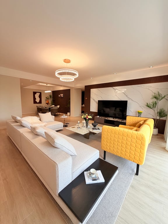 KILIMANI FIVE BEDROOM APARTMENT PLUS A DSQ FOR SALE