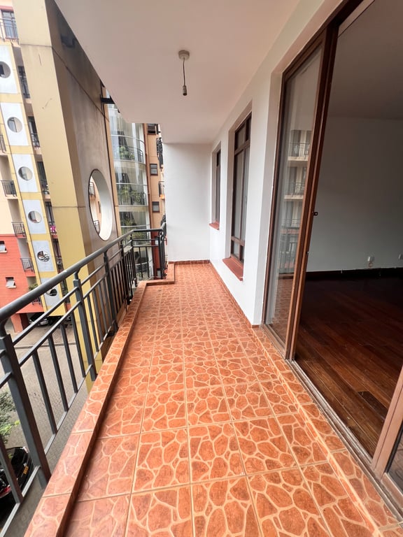 Kilimani three bedroom to let