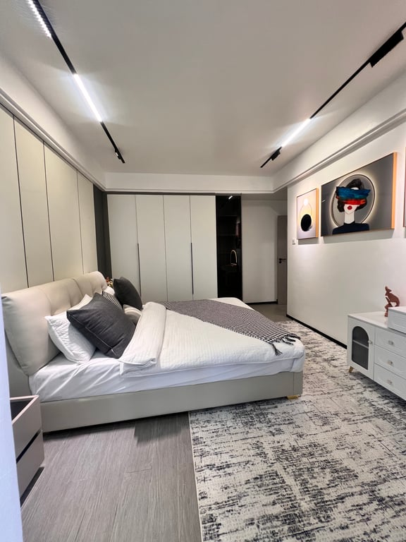 LUXURIOUS THREE BEDROOM APARTMENT FOR SALE