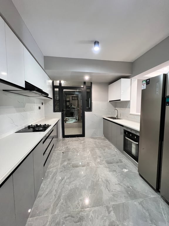 KILELESHWA READY THREE  BEDROOM APARTMENT PLUS DSQ FOR SALE