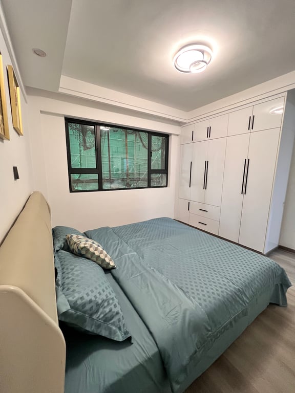 LAVINGTON ONE BEDROOM APARTMENT FOR SALE