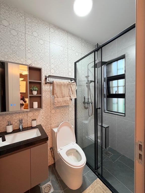 OAK WEST RESIDENCY THREE BEDROOM FOR SALE