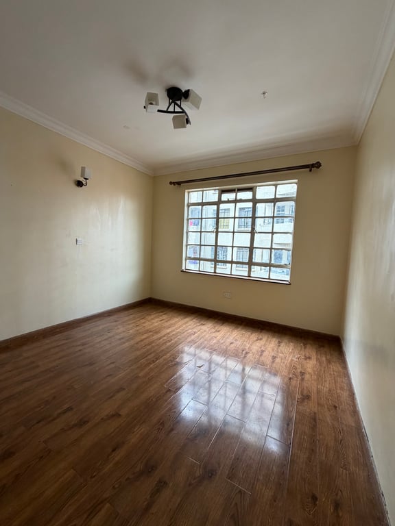 EXECUTIVE THREE BEDROOM PLUS A DSQ FOR SALE IN LAVINGTON