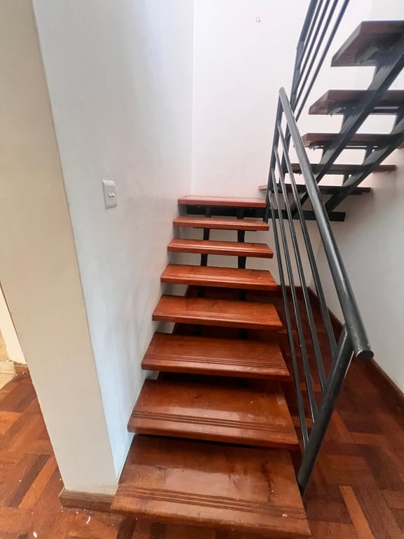 RIVERSIDE DRIVE THREE BEDROOM DUPLEX FOR RENT